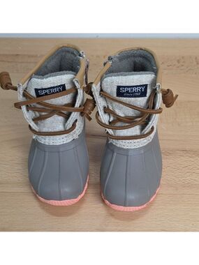 Sperry Kids Gray and Pink Waterproof Duck Boots Size 6